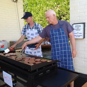 Saturday's Synchronised Barbequeing!